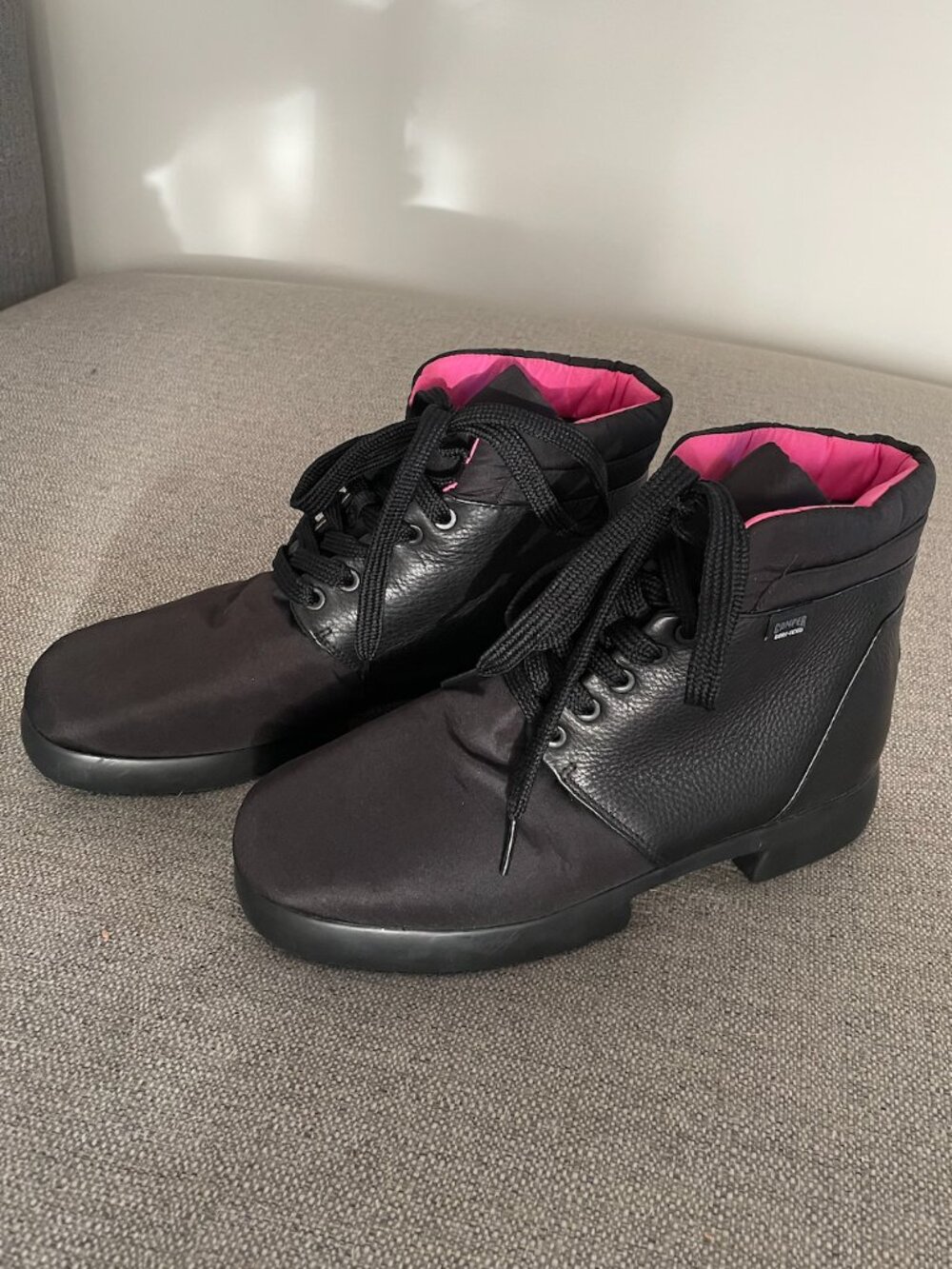 Camper Fiss Black Pink GORE-TEX Ankle Boots Size EU 40 / US 9